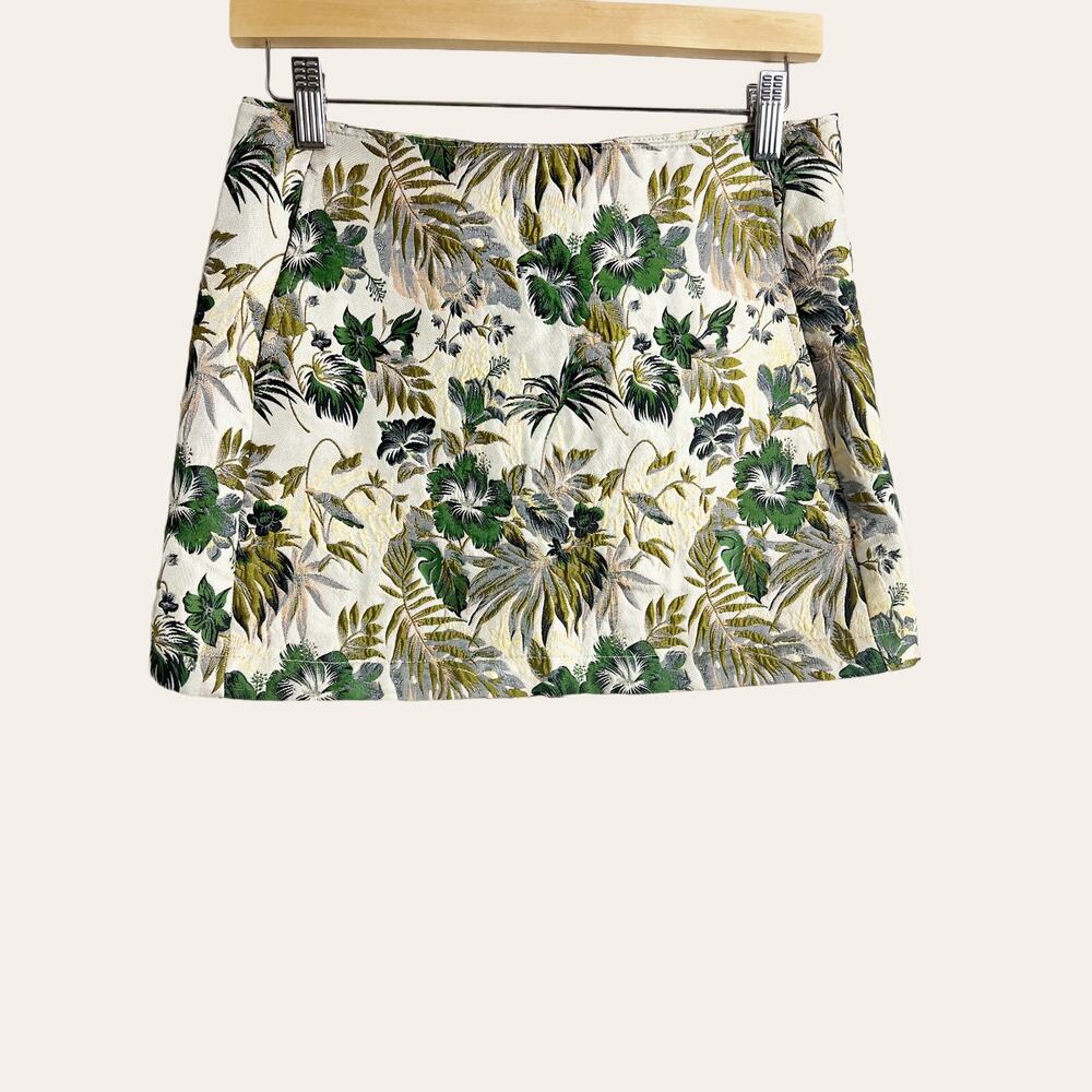 Urban Outfitters Tropical Hibiscus Leaf Print Jacquard Mini Skirt Size S